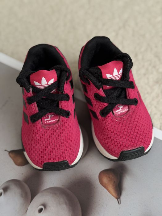Кросівки adidas