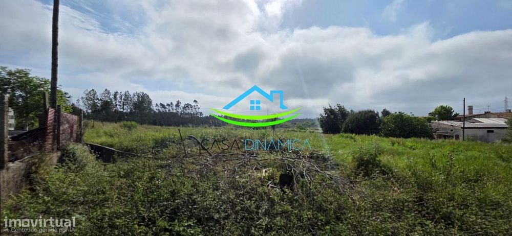 Casa para Recuperar com Eira e Terreno – Carriço, Pombal
