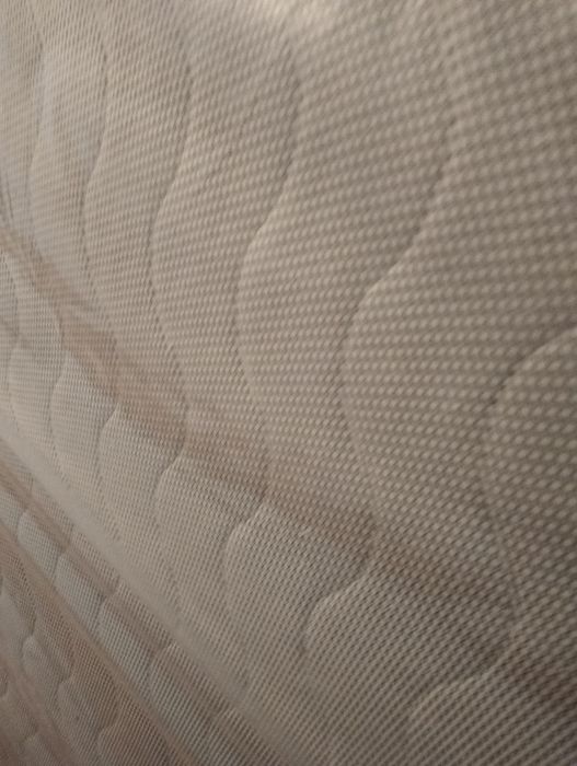 Colchão Colunex em bom estado