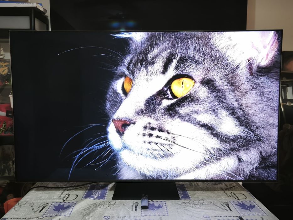 Smart TV Samsung QE65QQN800B 8K Ultra HD impecável