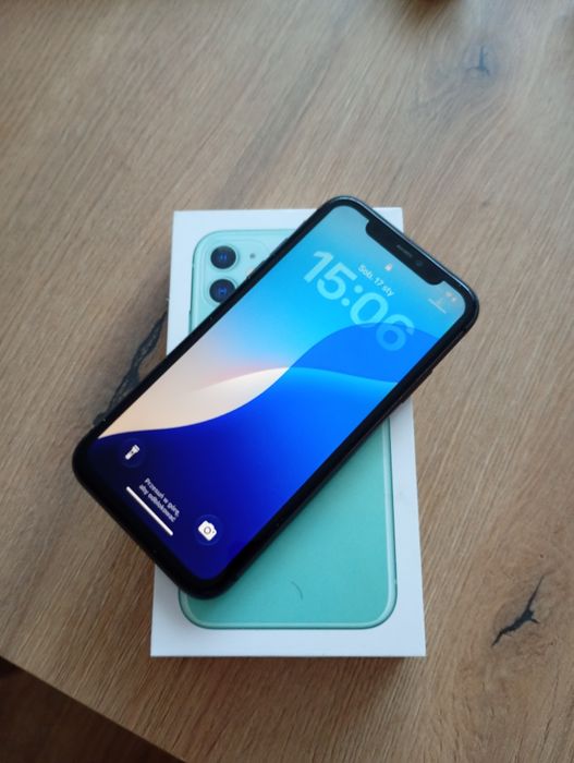 iPhone 11 czarny.Batria 100 procent