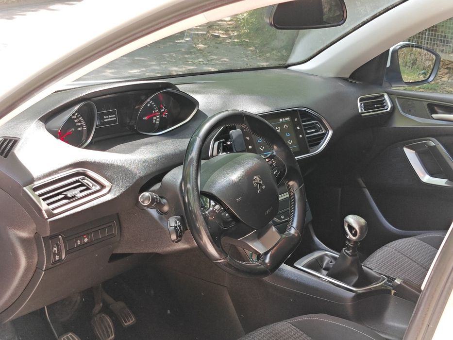 Peugeot 308 sw 1.6hdi