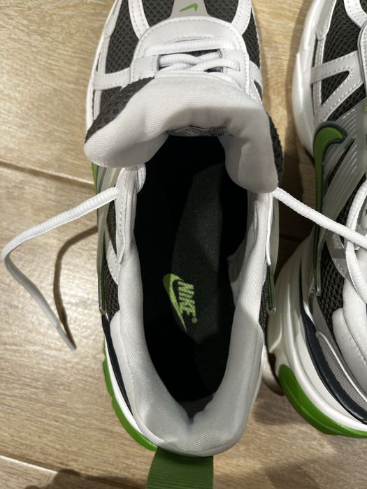 Кросівки NIKE V2K RUN Sequoia/Chlorophyll-Lt Iron Ore