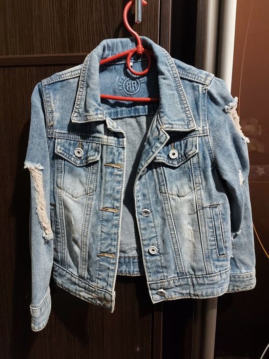 Крута джинсова куртка