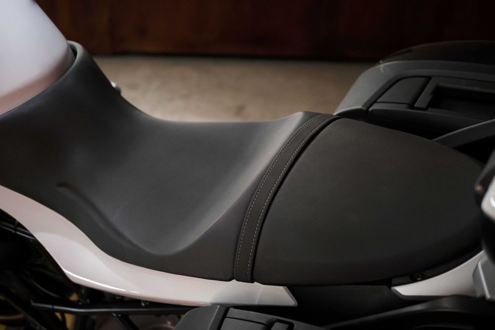 BMW R1200R із Японії