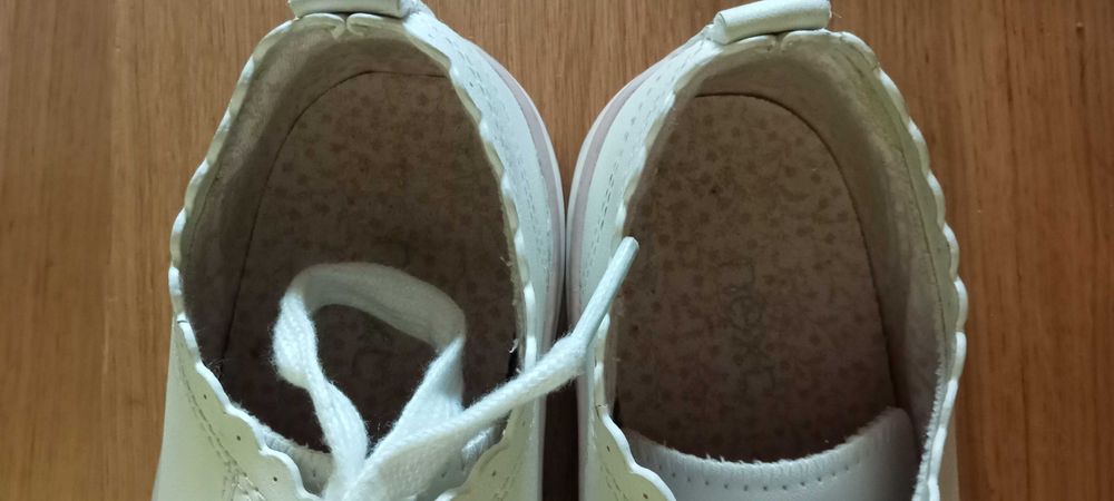 Jak nowe Next 33 adidasy buty sportowe dla chłopca