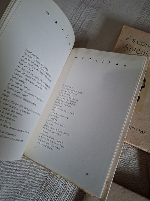 Poesia portuguesa primeiras edições conjunto barato