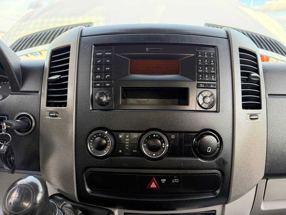 Mercedes-Benz Sprinter 2017p.
