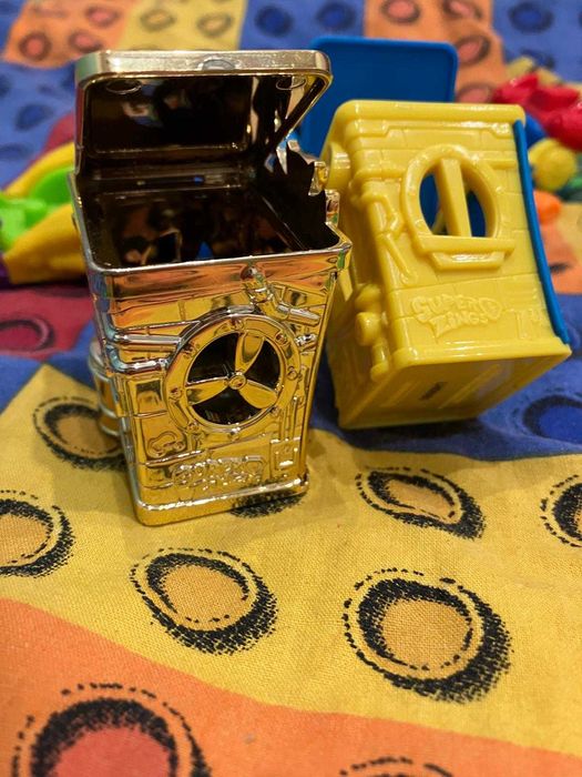 SuperThings _ Super Zings. Pojazdy, kryjówki.