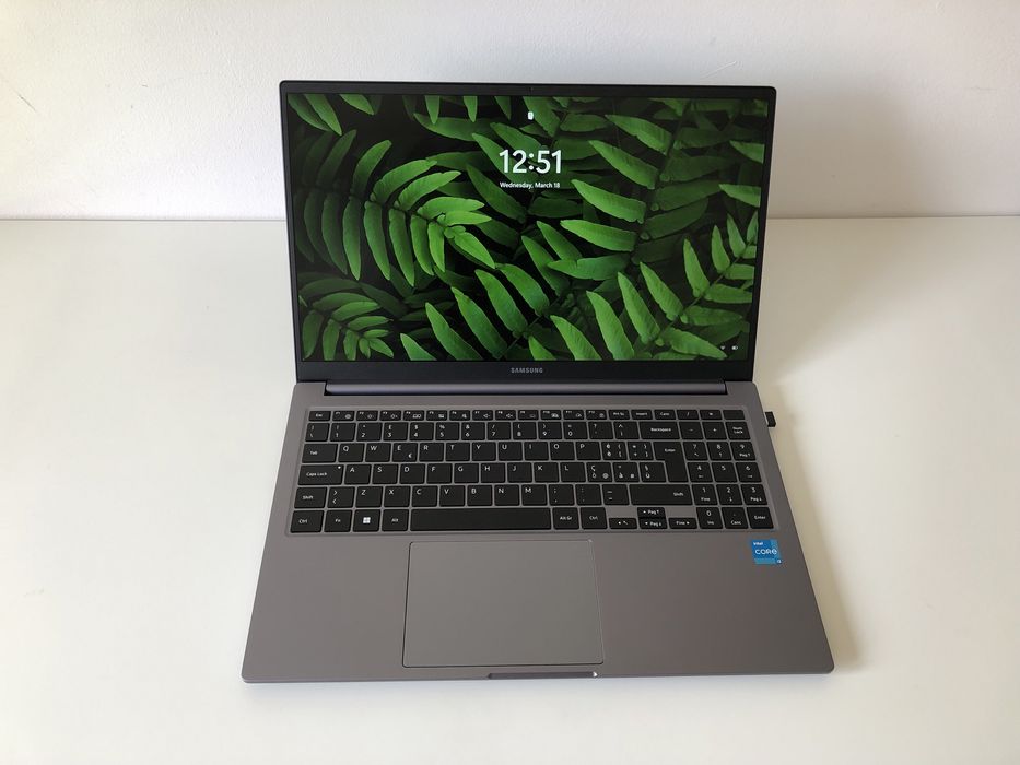 Samsung Galaxy Book4 – Intel Core i3 13ª Geração – 8GB RAM – 256GB SSD