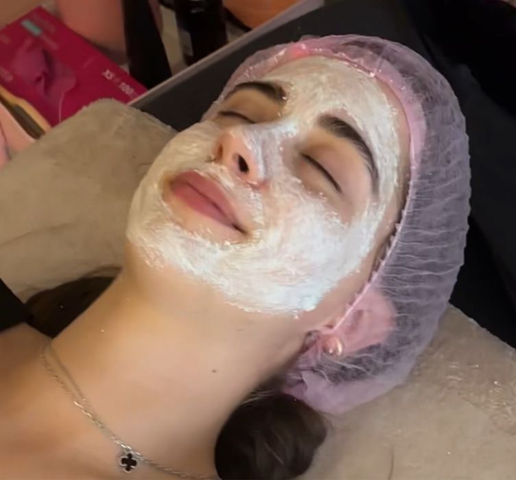 Косметолог (шукаю моделей)