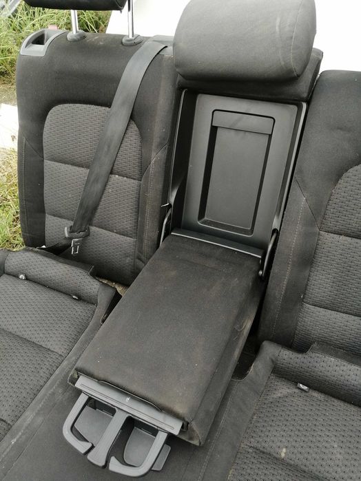 Заднє сидіння диван на Skoda Superb 2008-2015
