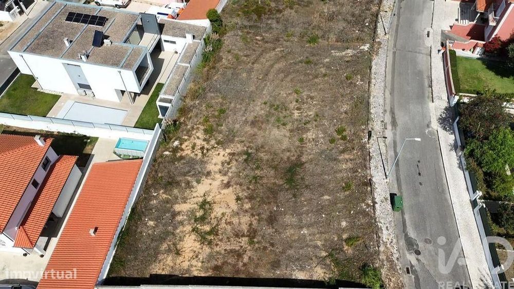 Terreno em Rio Maior de 240,00 m2