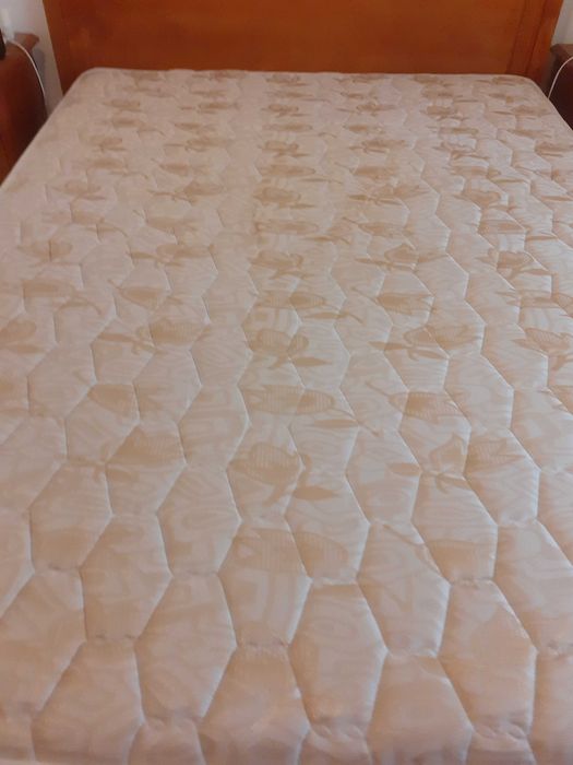 Colchão Pikolin para Cama de Casal.