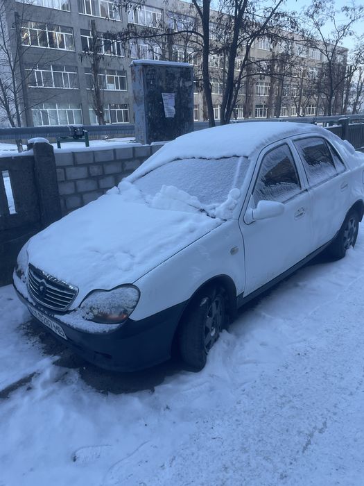 Брал покататся и поучится, была купленна неделю назад за 30 к, перед продажей мне залили воду и она замерзла и так я её кинул, в авто почти ничего не понимаю вообщем её можно даже завести, ну как мне сказали так делать нельзя, вообщем продаю как есть.
Цена без торга!