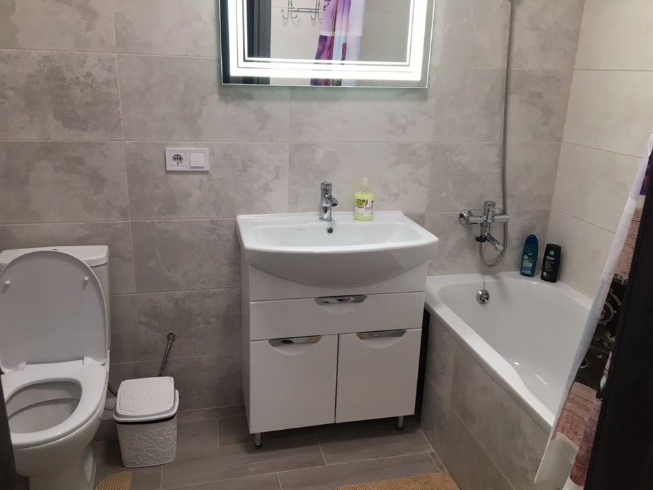 ТЕПЛА квартира подобово Порт Сіті. ПАРКОВКА Є! звітні документи є