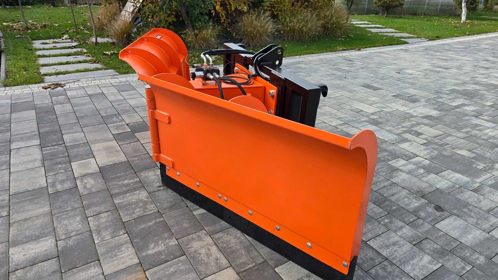 Pług strzałkowy Metal-Technik 2,6 m 3 m hydrauliczny V U TUZ euroramka do tura