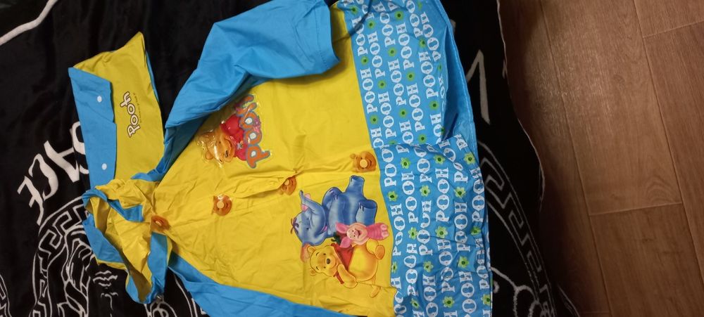 Продам дождевик на девочку