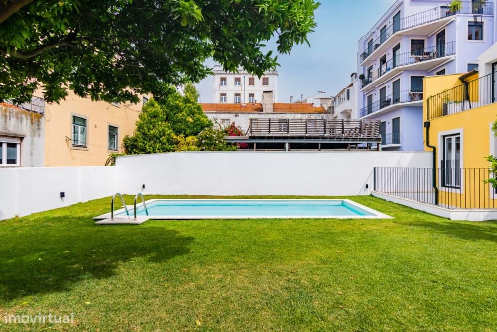 Estúdio - localizado em Santos Lisbon