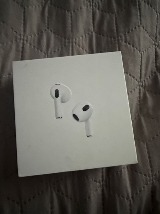 Apple Airpods 3 покоління