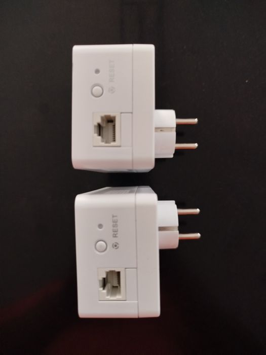 2 unidades D-Link DHP-P600AV Powerline.