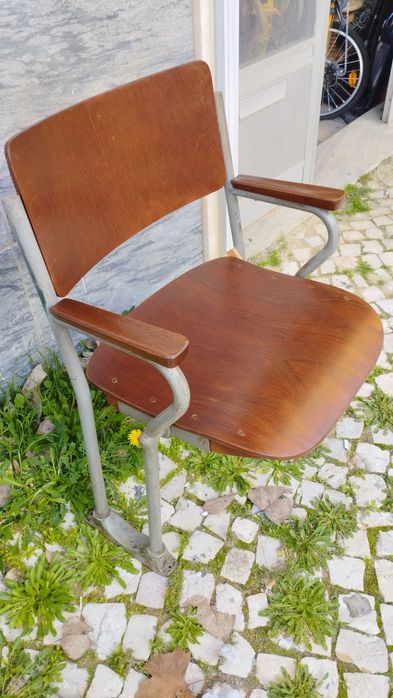 Cadeira de cinema antiga