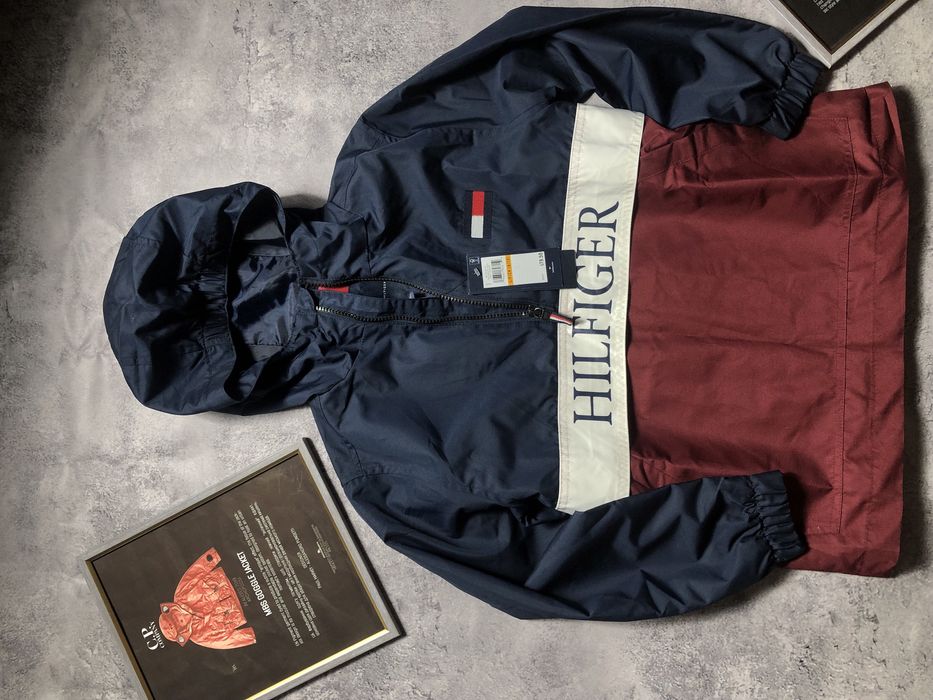 Анорак, куртка Tommy оригінал на 8-10 років