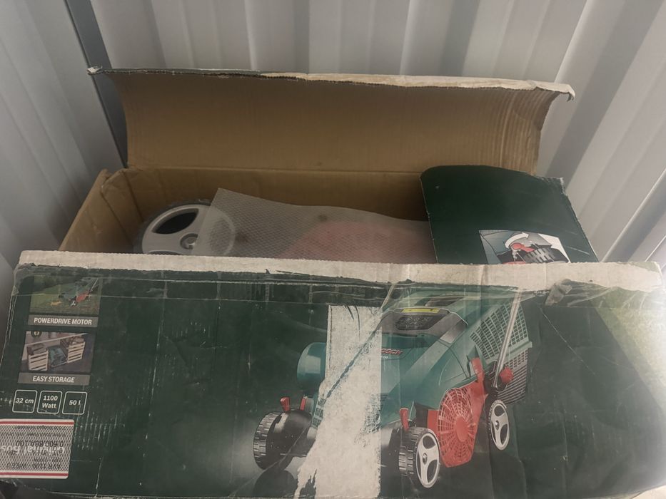 Escarificador Bosch AVR 1100