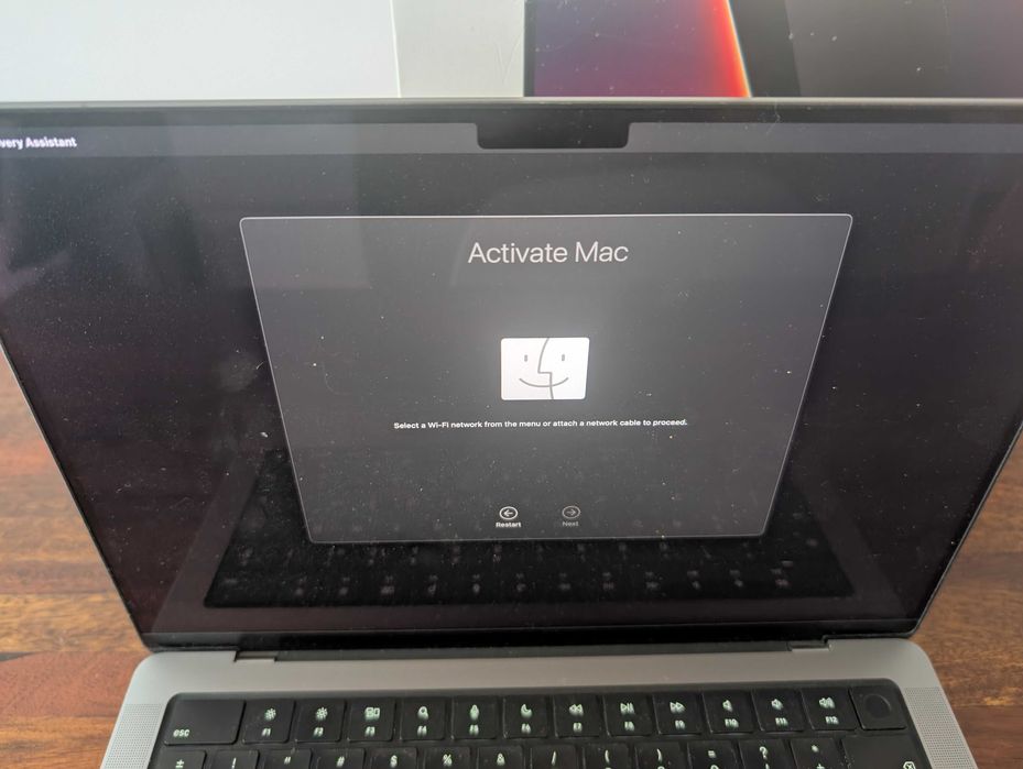 MacBook Pro 14” M1 Pro 32GB / 512GB — Excelente Estado
