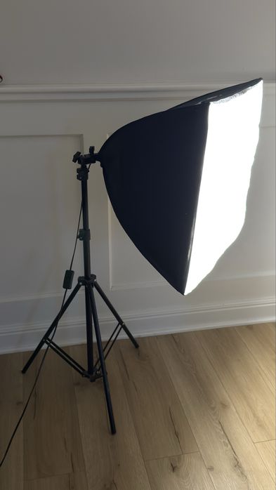 Softbox Cinegen z pilotem i statywem + blendy