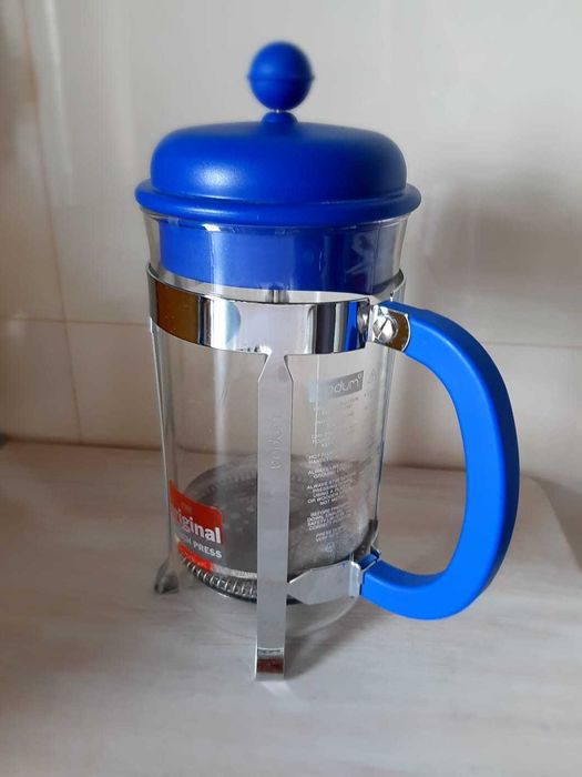 Cafeteira azul BODUM