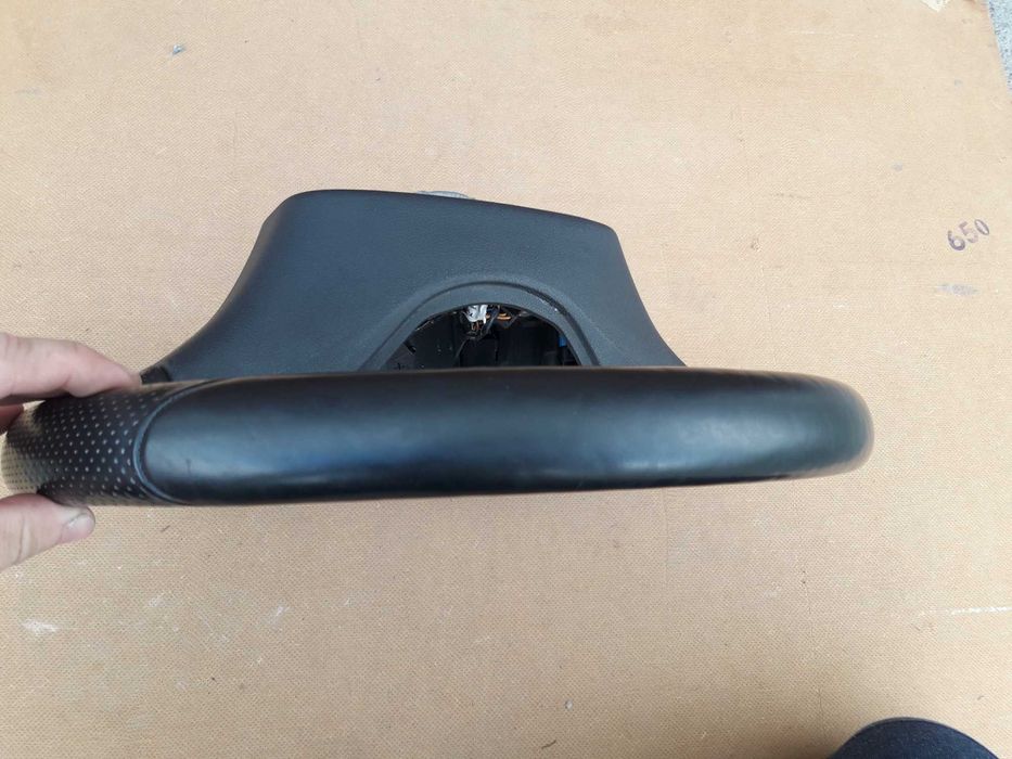 Kierownica Skórzana Podgrzewana Multifunkcja Opel Corsa E OPC-Line 14-