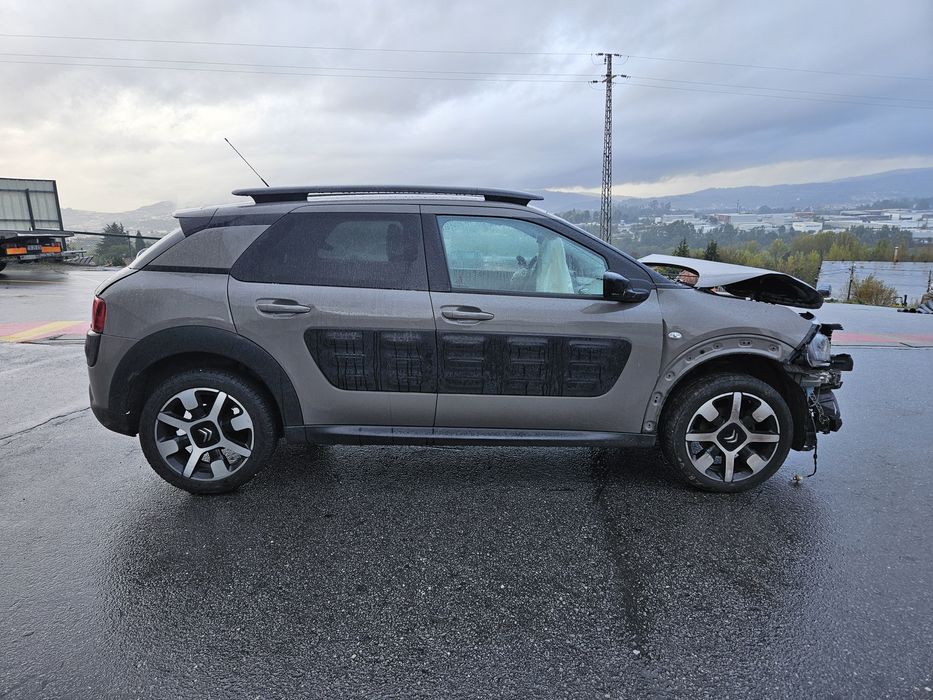 Citroën C4 Cactus 1.6 BlueHDi de 2016 para peças