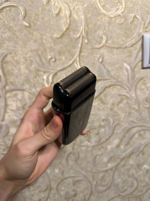 Шейвер (електробритва) Babyliss Pro