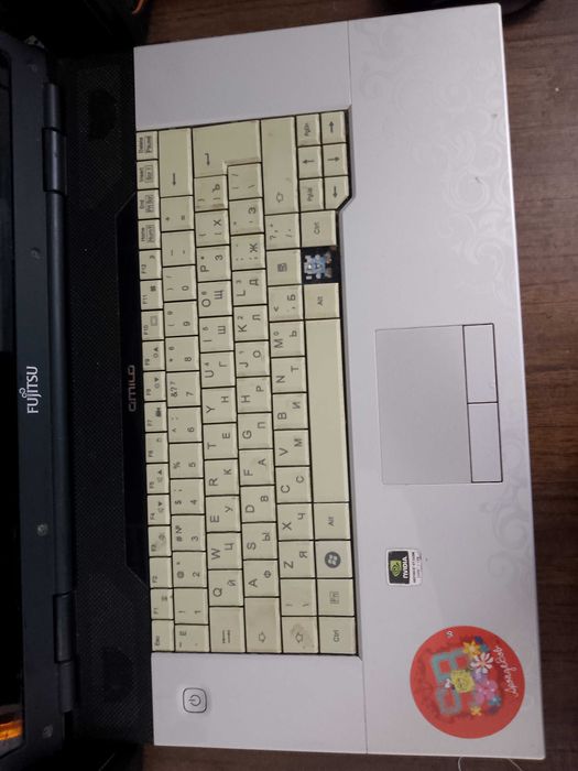 Ноутбук Fujitsu AMILO Pi 3560