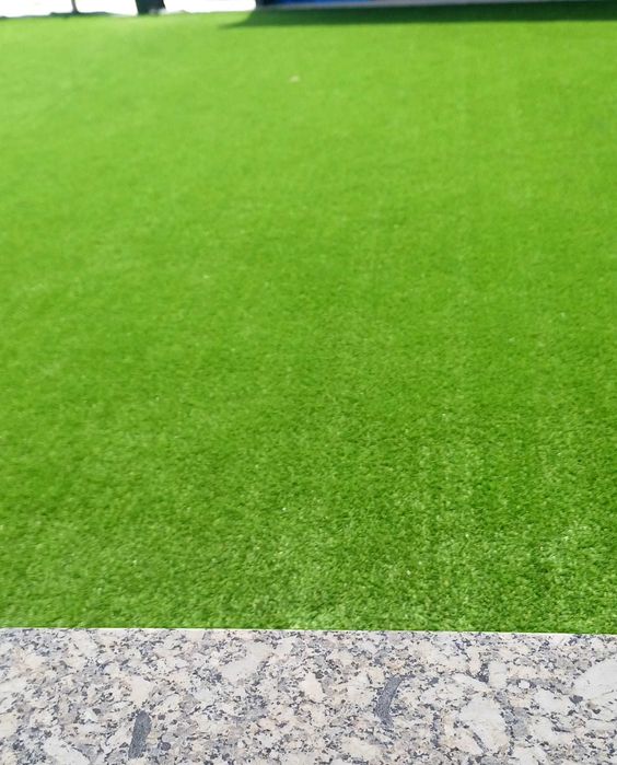 Relva artificial, rolo de 3 por 4 metros
