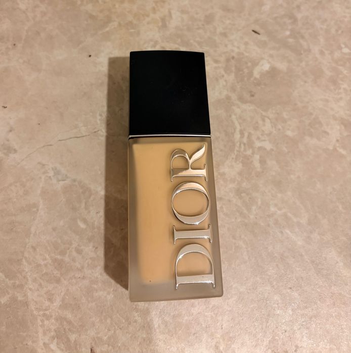 Podkład DIOR Forever Skin Wear