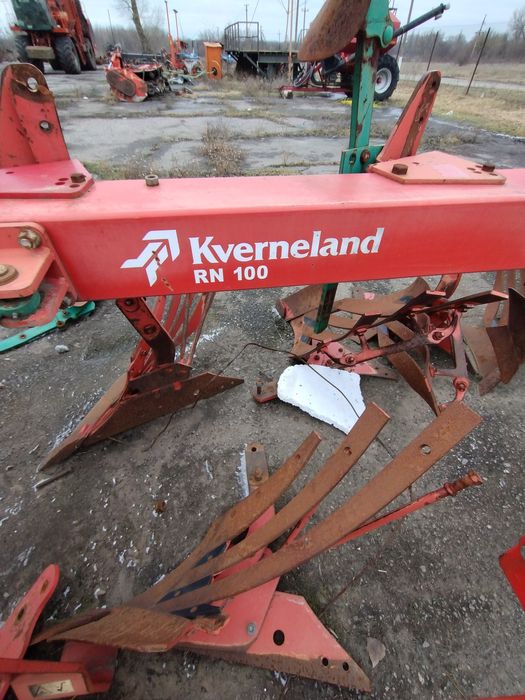 Плуг оборотний Kverneland Rn 100 7+1 2019 рік