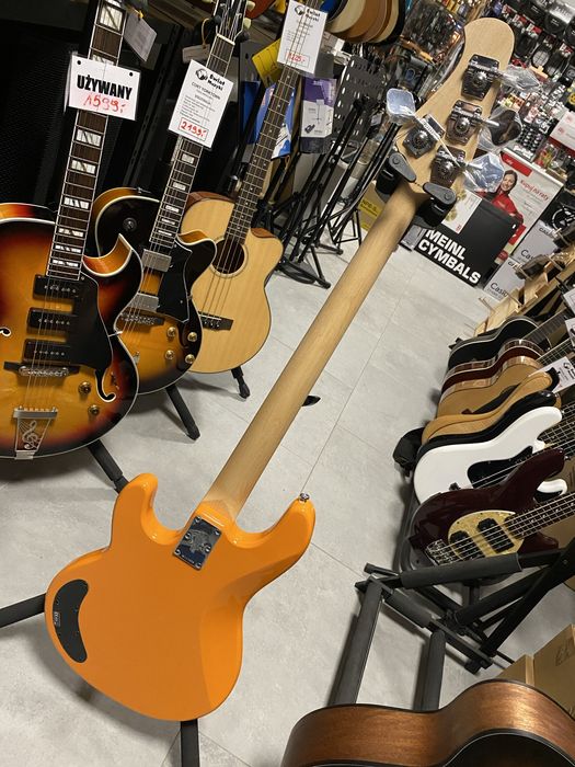 Sterling Ray 2 - gitara basowa