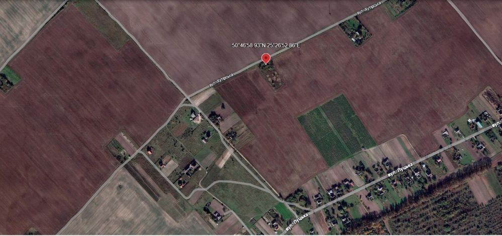 Продам земельну ділянку 0,55 га.