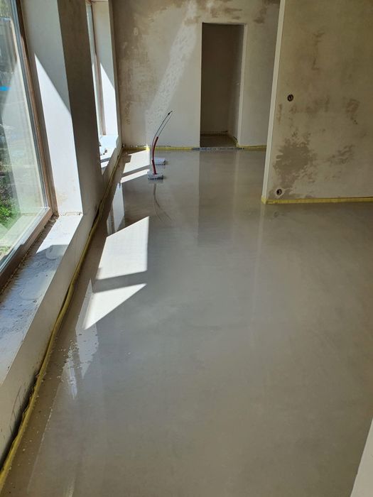 posadzki anhydrytowe i cementowe/beton Przemysłowy/styropian/fundament