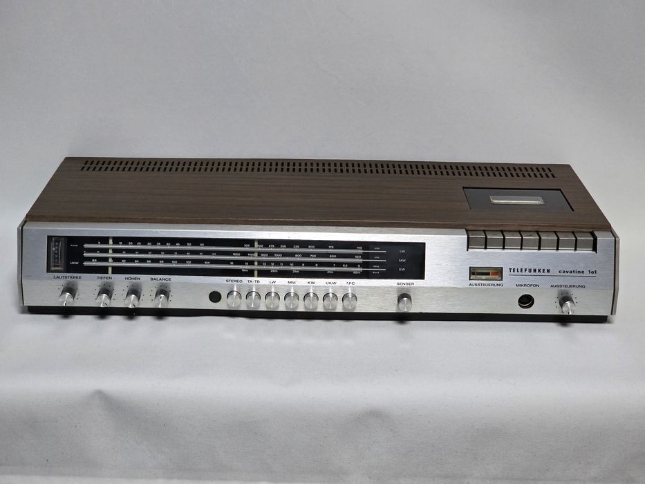 Receiver Vintage reparado Telefunken