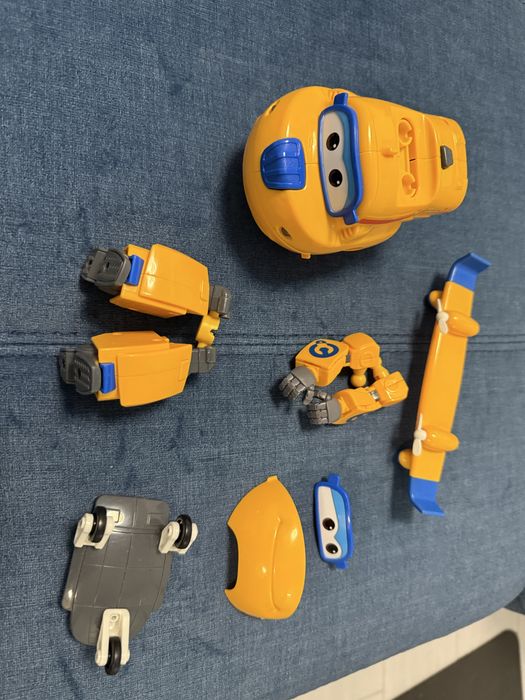 Суперкрила Донні superwings