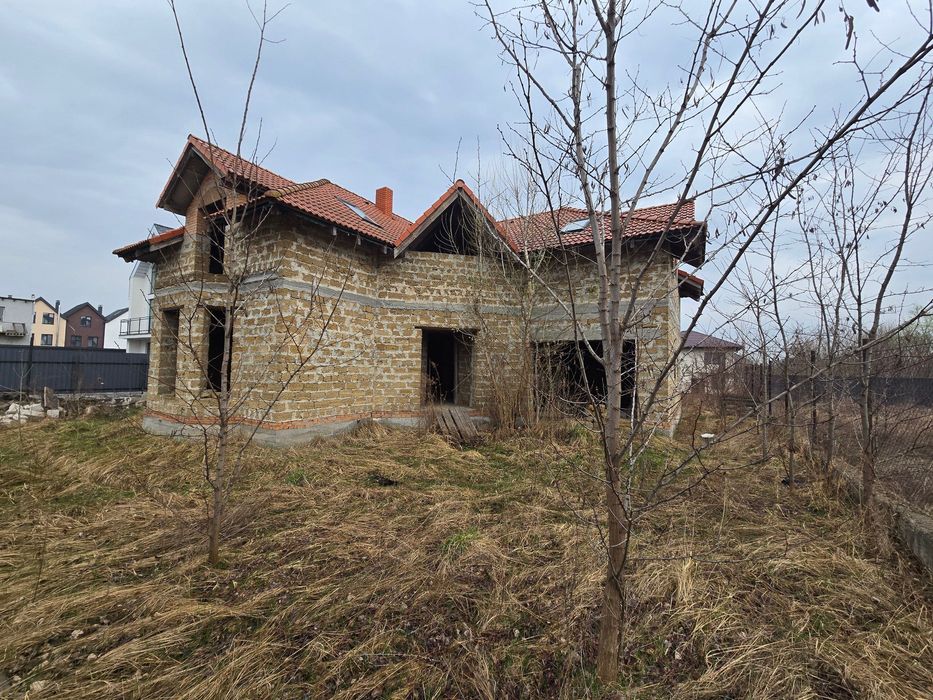 Без% Продаж капітального будинку 250 м² у Жулянах Цегла ділянка 8 соток Солом'янський рн