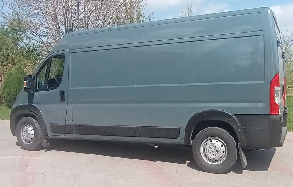 Przeprowadzki/ transport busem