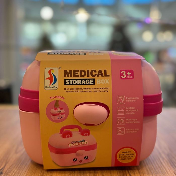 Іграшковий набір лікаря