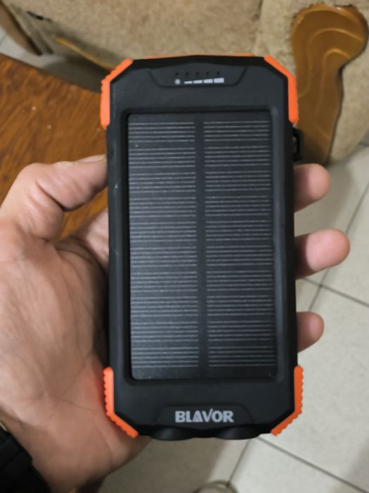 Сонячний пауербанк BLAVOR 10000 мАг, PD 20 Вт, USB C, Qi, сонячна