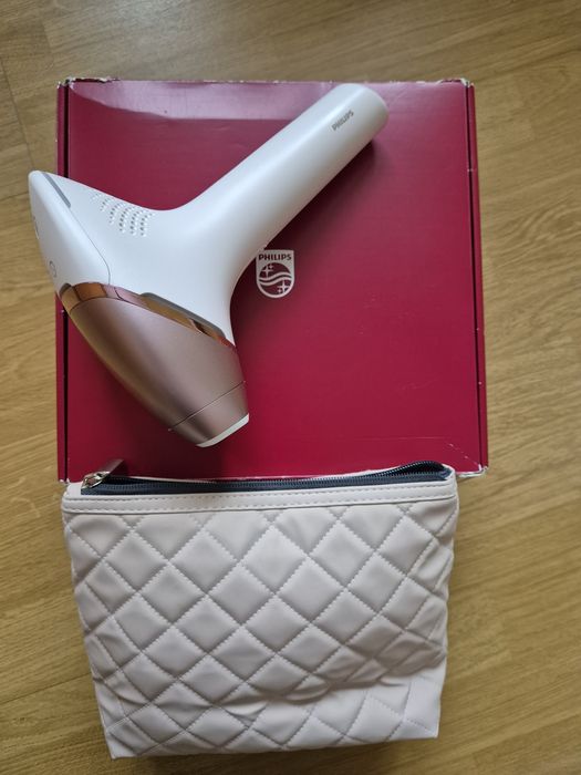 Philips Lumea 9900 SkinAI BRI977
