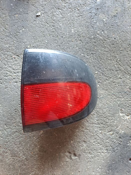 Farolim traseiro direito renault megane