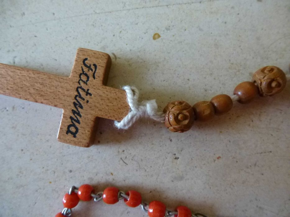 Rosário e dezenas,  religiosos